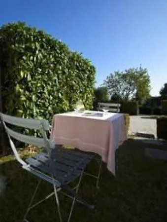 Des Pierrettes 2* Lausana