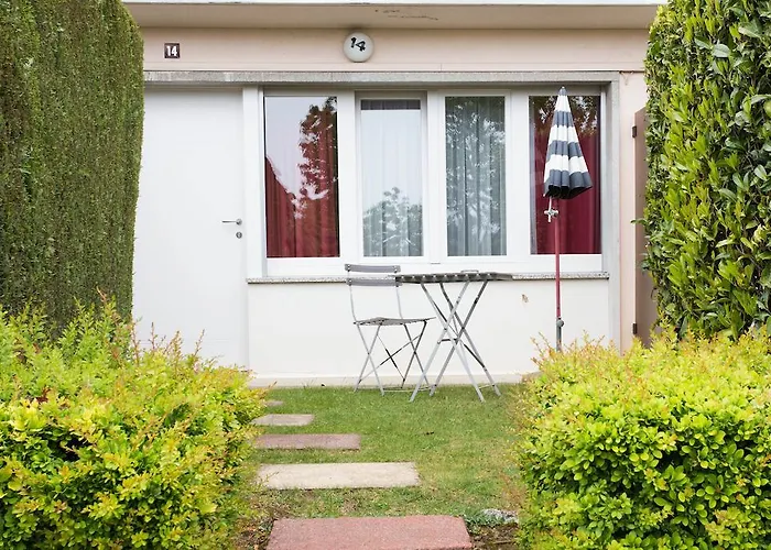 Des Pierrettes موتيل